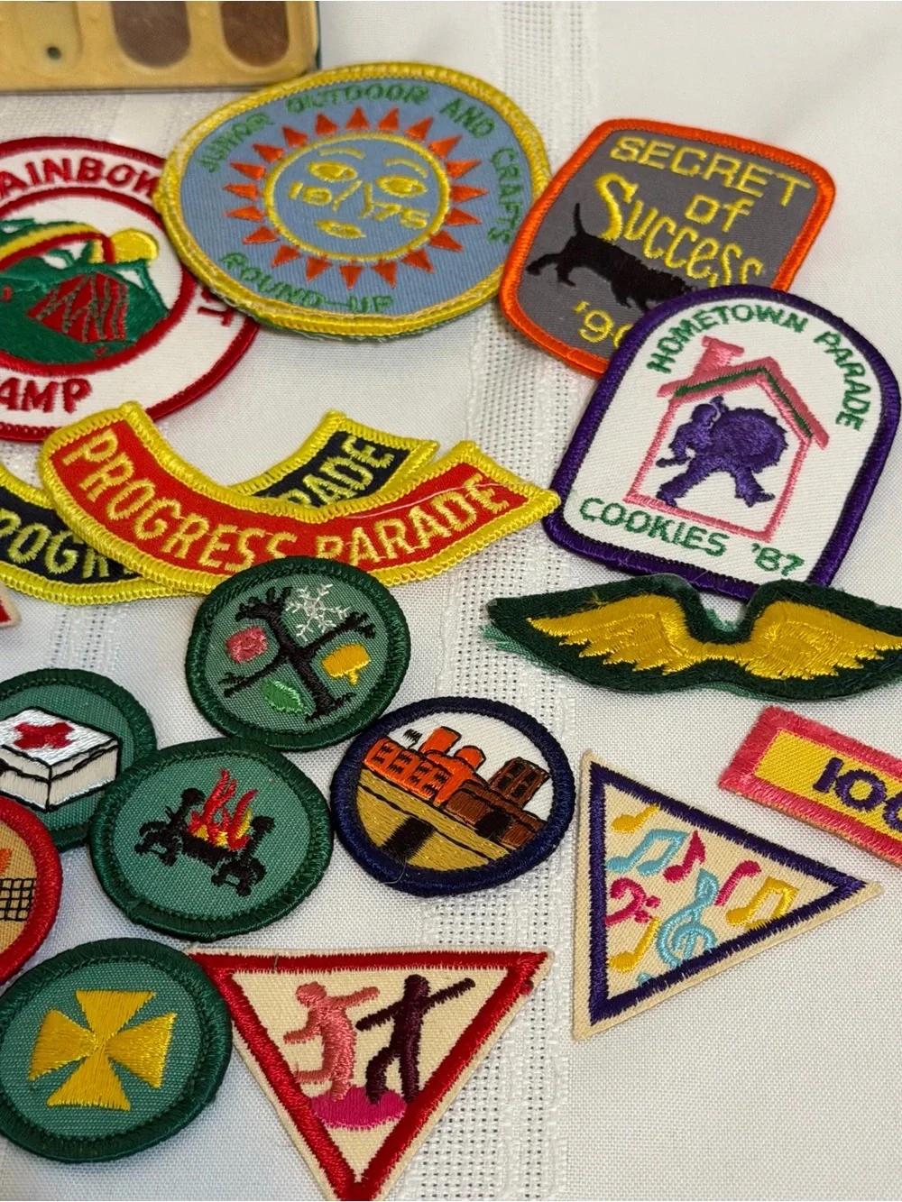 Vintage Girl Scout Patches Pins Badges Uniform Buttons Coin Dispenser